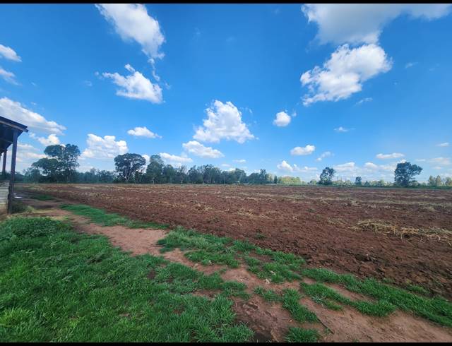 16.30HA VACANT LAND FOR SALE IN RIVERSDALE